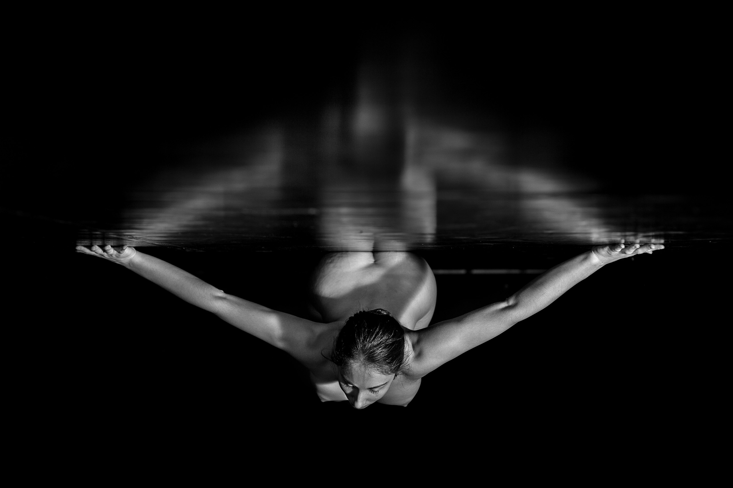 Reflected movement, photo 1